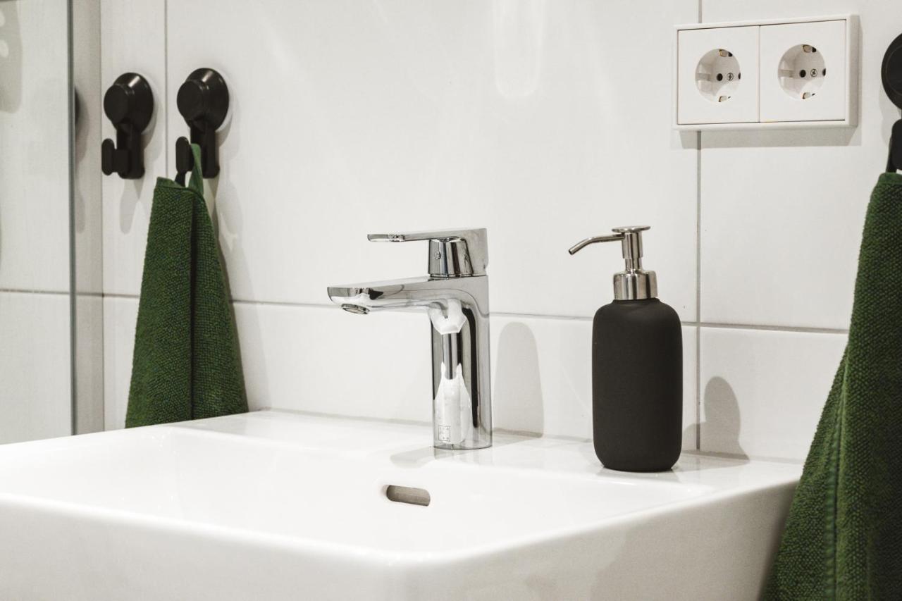 1Br 2Beds - Kleiner Privater Innenhof- Barrierefrei! -Frisch Saniert - Mozart Eins Bietigheim-Bissingen Extérieur photo